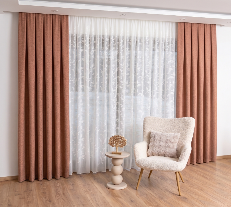 Palermo hímzett lenhatású függöny és Dorian zsenília dekorfüggöny