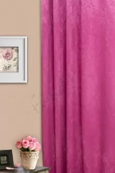 Pink színű bársonyos szatén kétoldalas blackout függöny egyedi méretre varrva
