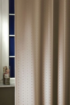 Carmen -Caffé latte pöttyös sötétítő függöny, teflonos egyedi méretre varrva