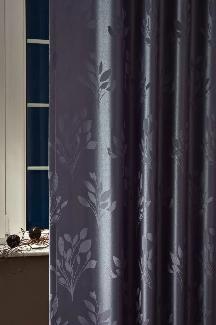 Vera - Szilvakék színű jacquard sötétítő függöny, min.100x150 cm/db