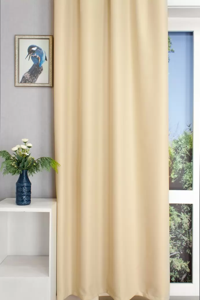 San Diego/150/105 – bézs színű üni blackout sötétítő függöny, min.100x150 cm/db