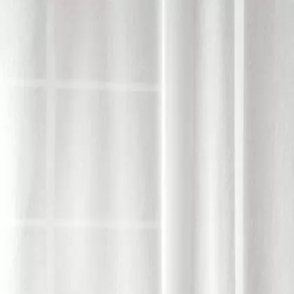Fehér batiszt függöny egyedi méretre varrva