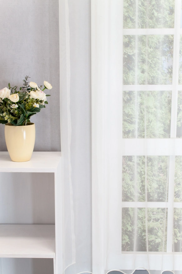 Riva – ecrü, fényáteresztő organza függöny, ólomzsinóros Riva/295/05