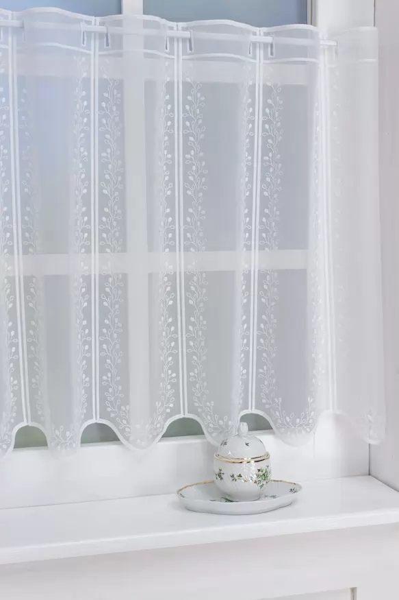 Fehér, hímzett virágbimbós sablet vitrázs függöny V/506/60