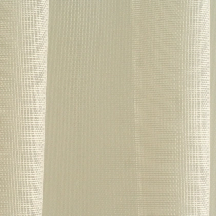 Kathrin-Törtfehér színű 12% len tartalmú sablé függöny, szálbeszövésekkel egyedi méretre varrva