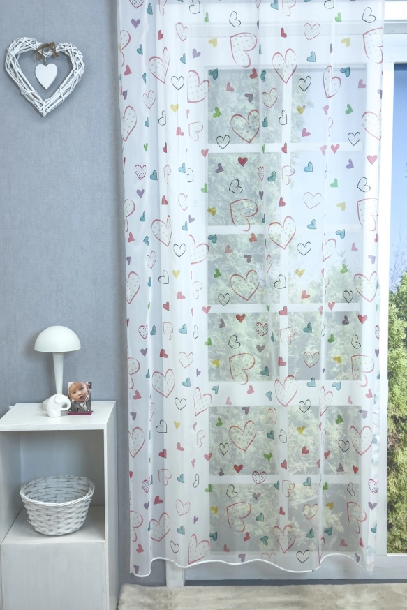 Szivecske - Fehér alapon nyomott mintás voile függöny DJT-1029M-0791/300