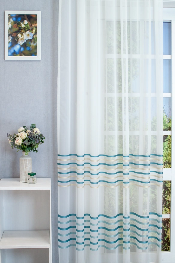 Tört fehér alapon türkiz-bézs szövött csíkos voile függöny 1237/290/03