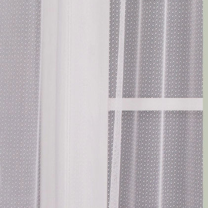 Fehér rácsmintás jacquard függöny egyedi méretre varrva