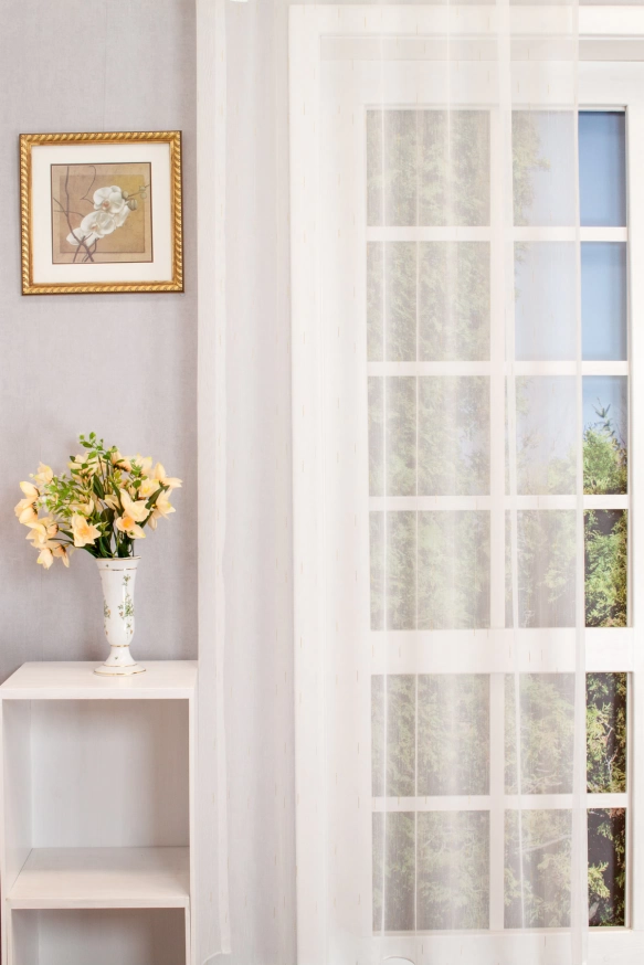 Arany szálbeszövéses törtfehér jacquard függöny 7256/295/02