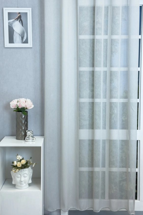 Rosemary - Ezüst színű selymes fényű jacquard függöny Rosemary/300/03