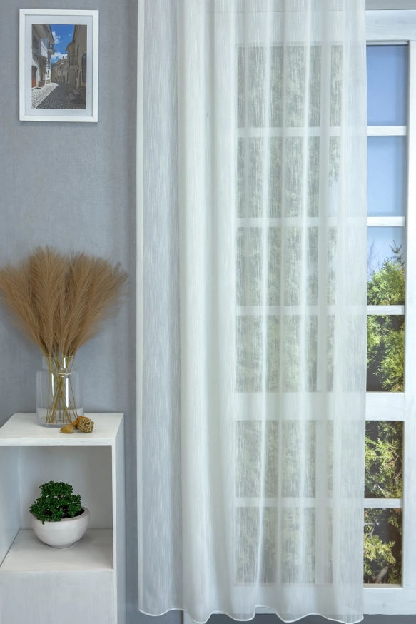 Tört fehér színű vasaláskönnyített sablé függöny 11863/295/0010