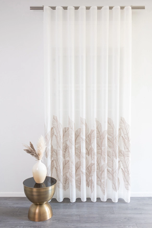 Gravina - Bézs színű hímzett levélmintás voile függöny Gravina/300/03