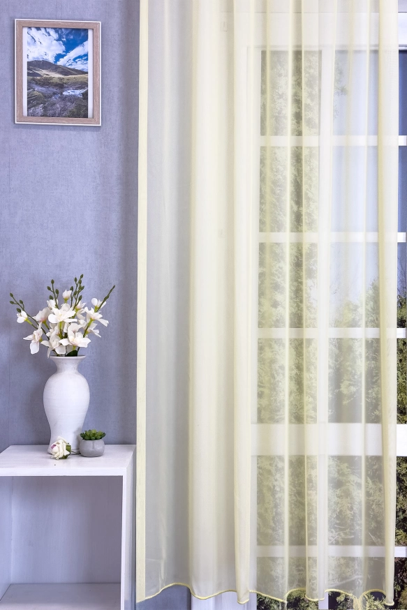 Halvány sárga voile függöny 11101/180/28