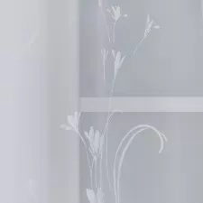 Cintia - Nyomott fehér virágmintás voile függöny egyedi méretre varrva