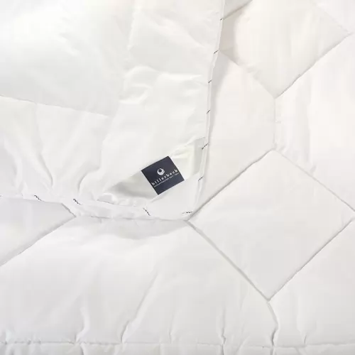 Billerbeck Chantal uno tavaszi-őszi paplan, funkcionális szál töltettel, egyszemélyes (135x200 cm), 900g