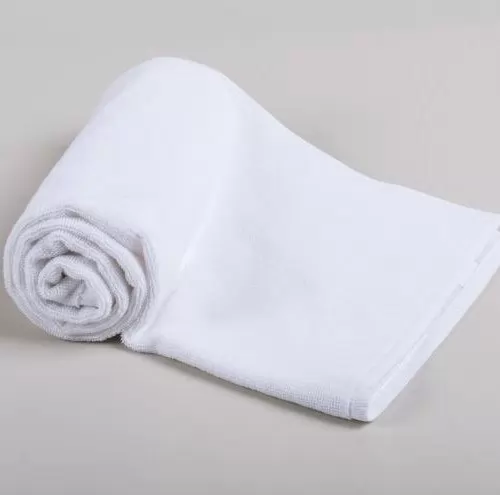 Törölköző 70x140cm 450g/m2 b.n. fehér
