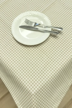 Drapp színű kiskockás, vízlepergető vászon dekor anyag, egyedi méretű asztalterítő
